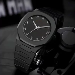 Black Minimalist Analog Wrist Aura Watch